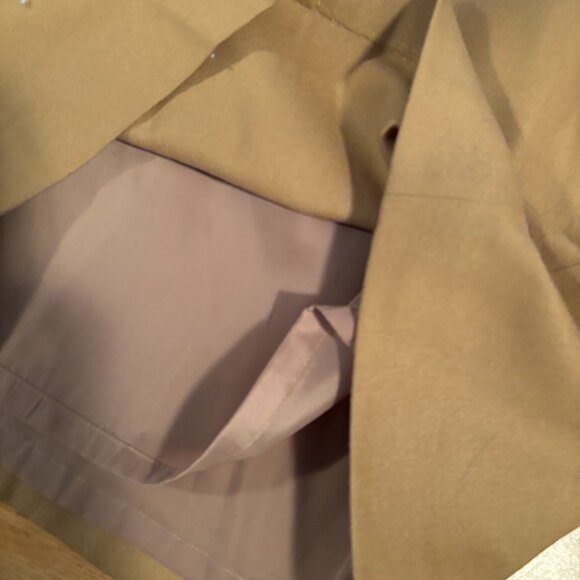 Talbots lined beige skirt - Picture 3 of 4